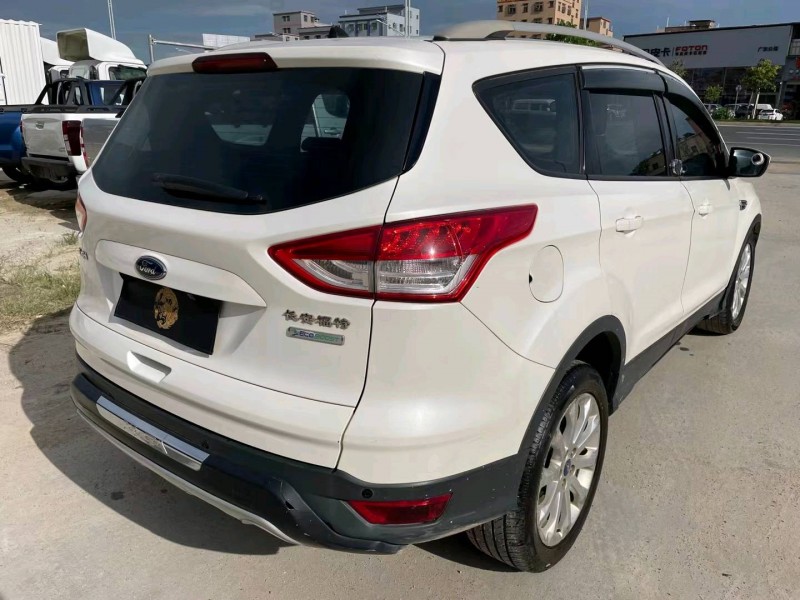 广州13年福特翼虎7