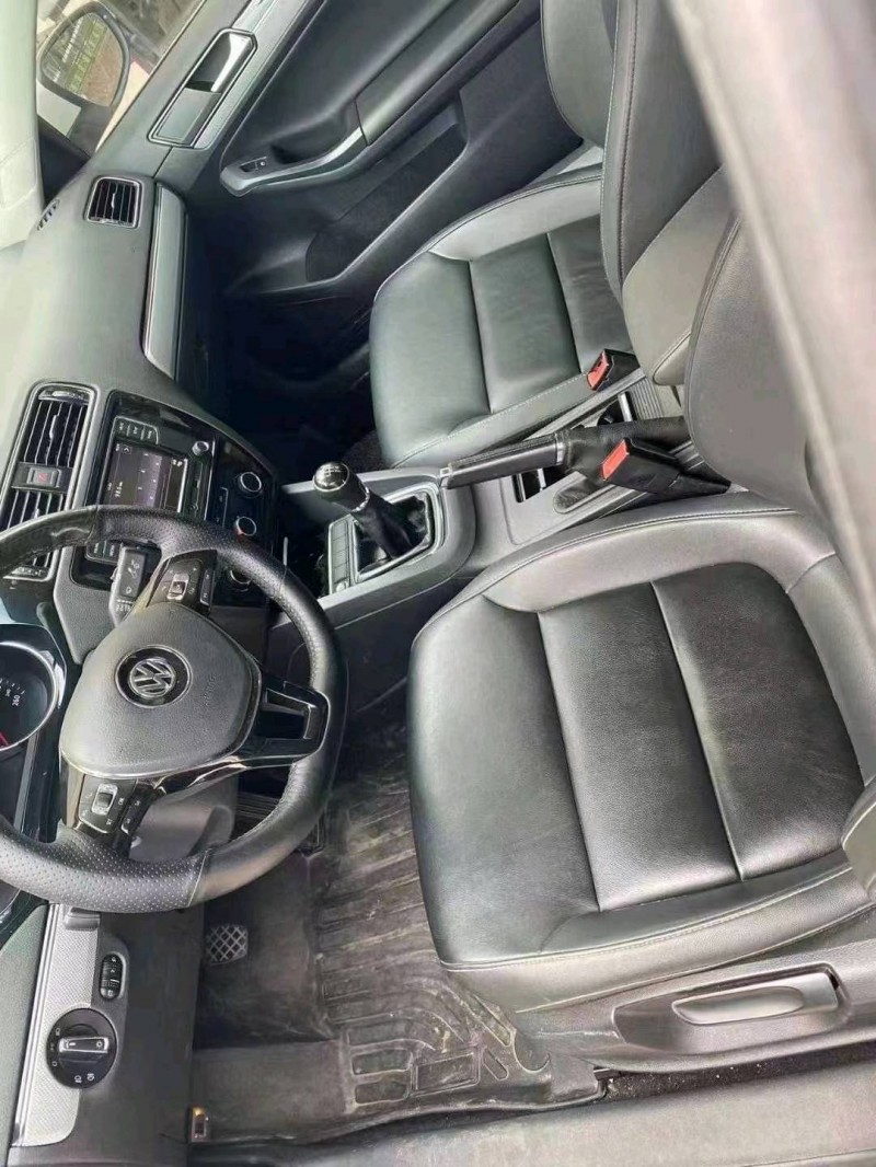 北京17年大众速腾8