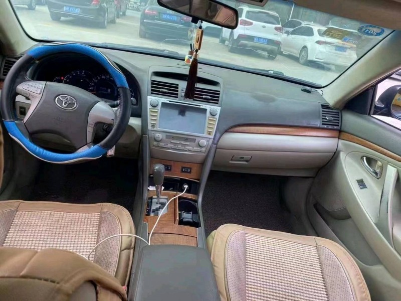 北京10年丰田凯美瑞5