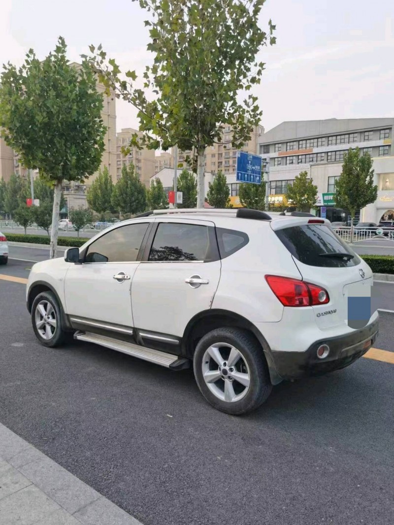 北京14年日产逍客5