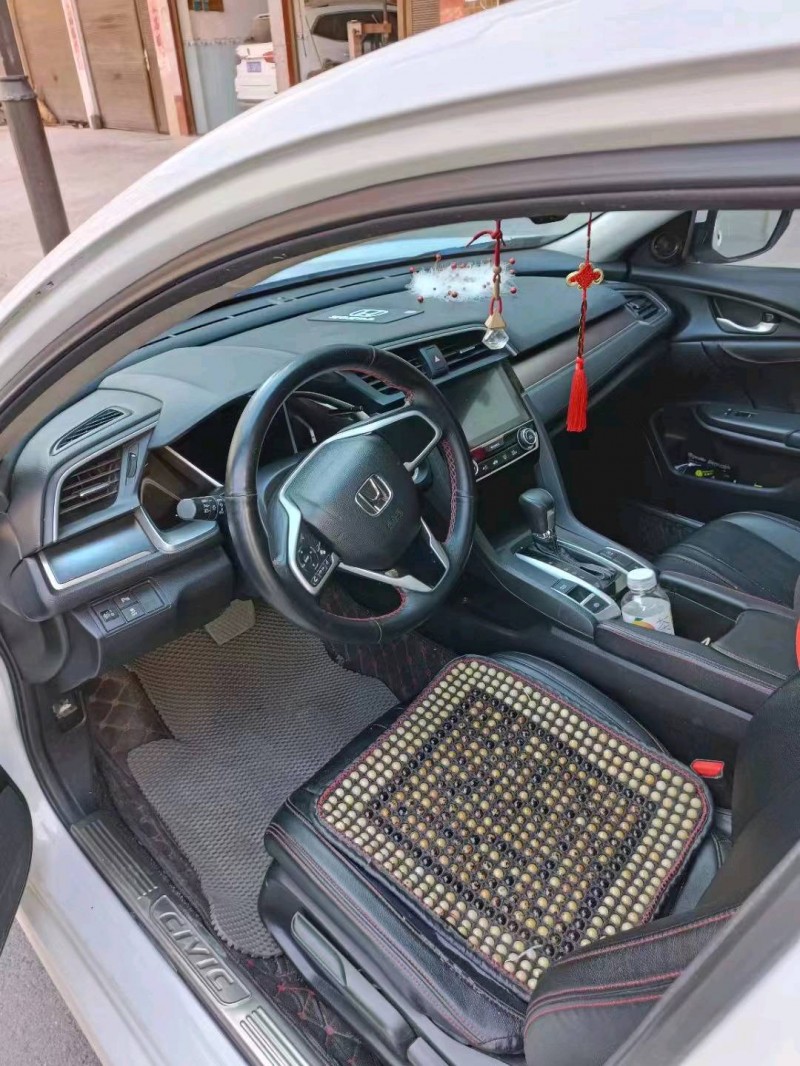 邵阳18年本田思域5