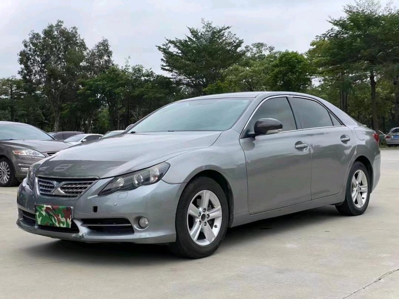 东莞13年丰田锐志3