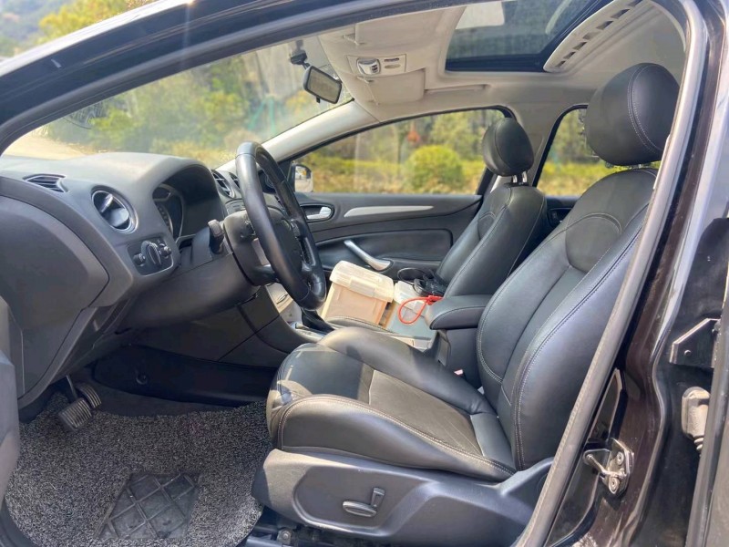 广州10年福特蒙迪欧9