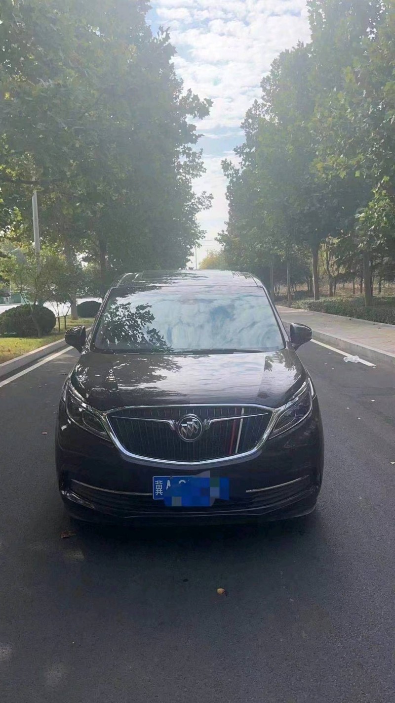 枣庄18年别克GL86