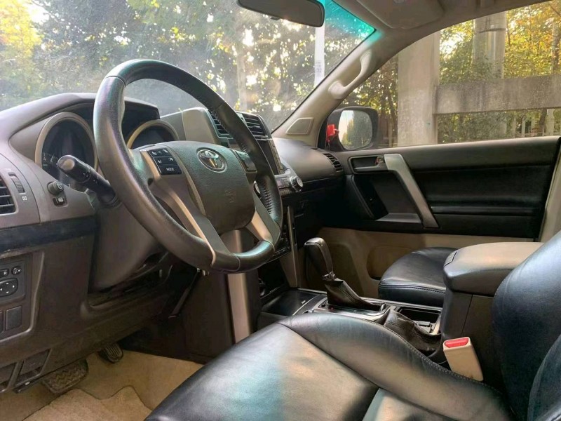 徐州13年丰田普拉多5