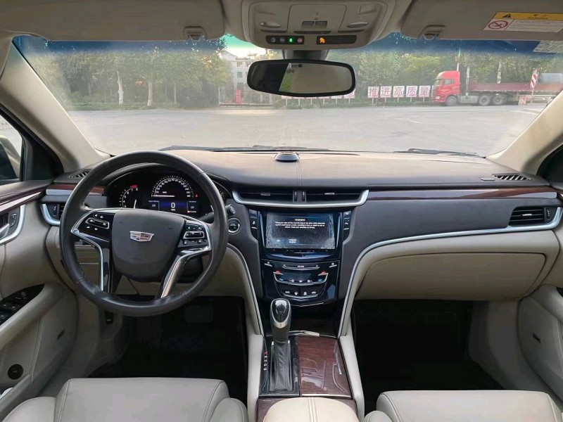 济南17年凯迪拉克XTS1