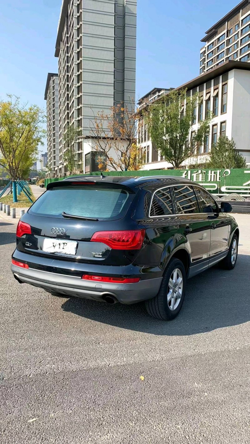 廊坊12年奧迪Q78