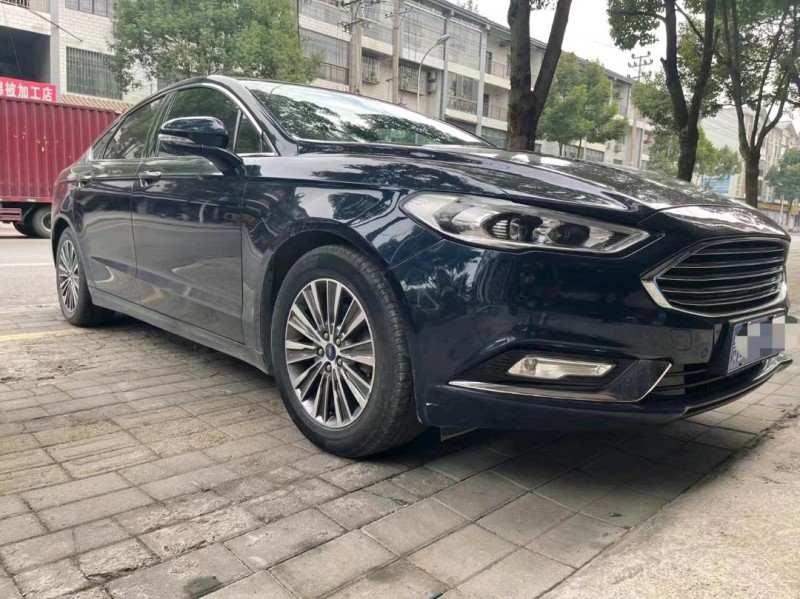 重庆17年福特蒙迪欧2