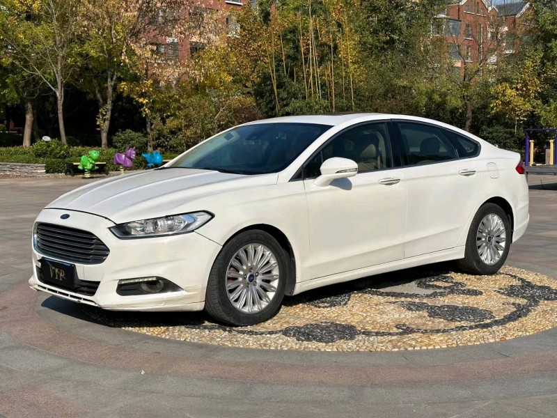 青岛14年福特蒙迪欧8