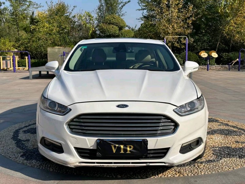 青岛14年福特蒙迪欧9