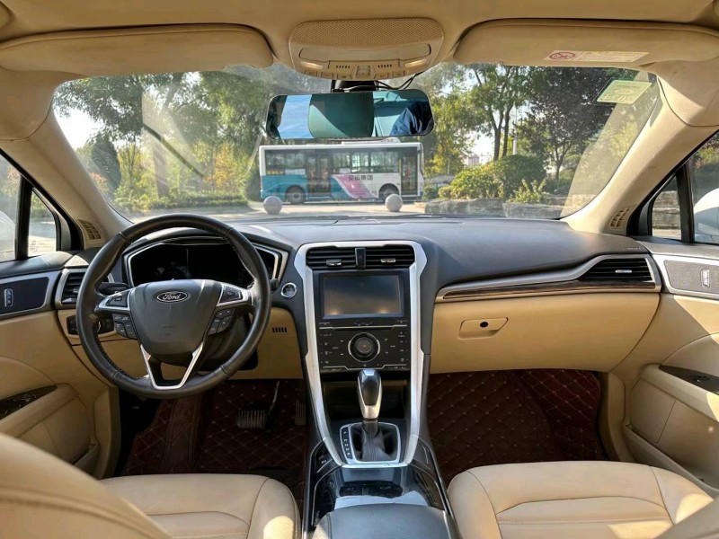 青岛14年福特蒙迪欧5