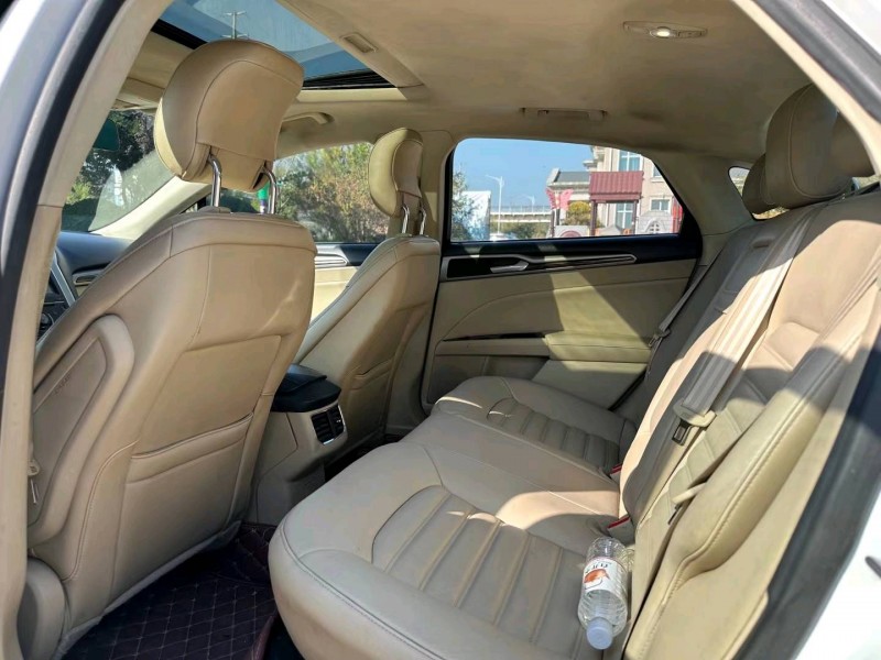 青岛14年福特蒙迪欧4