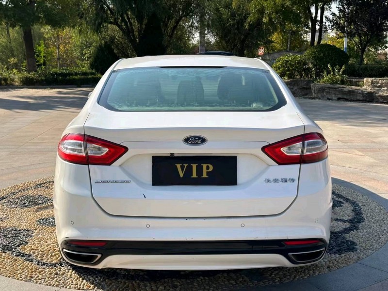 青岛14年福特蒙迪欧7