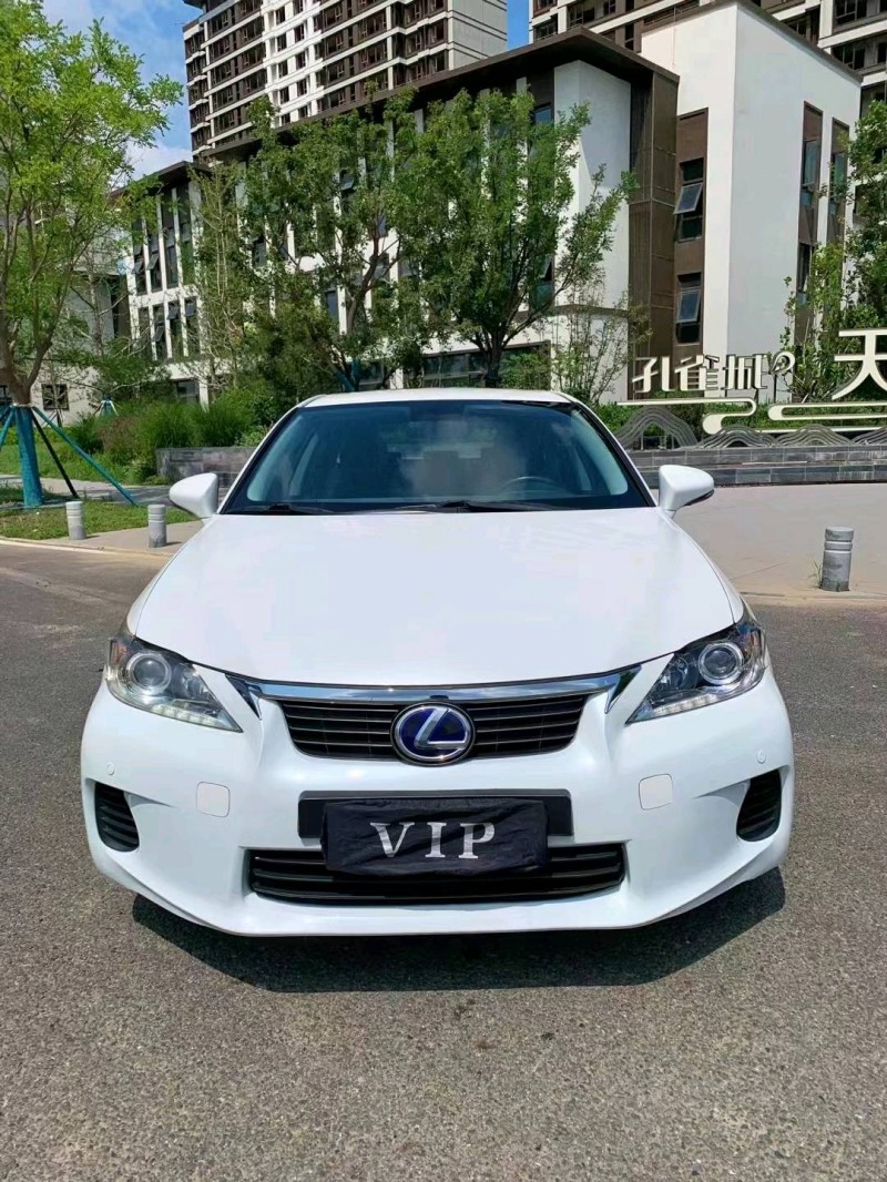 廊坊12年雷克薩斯CT8