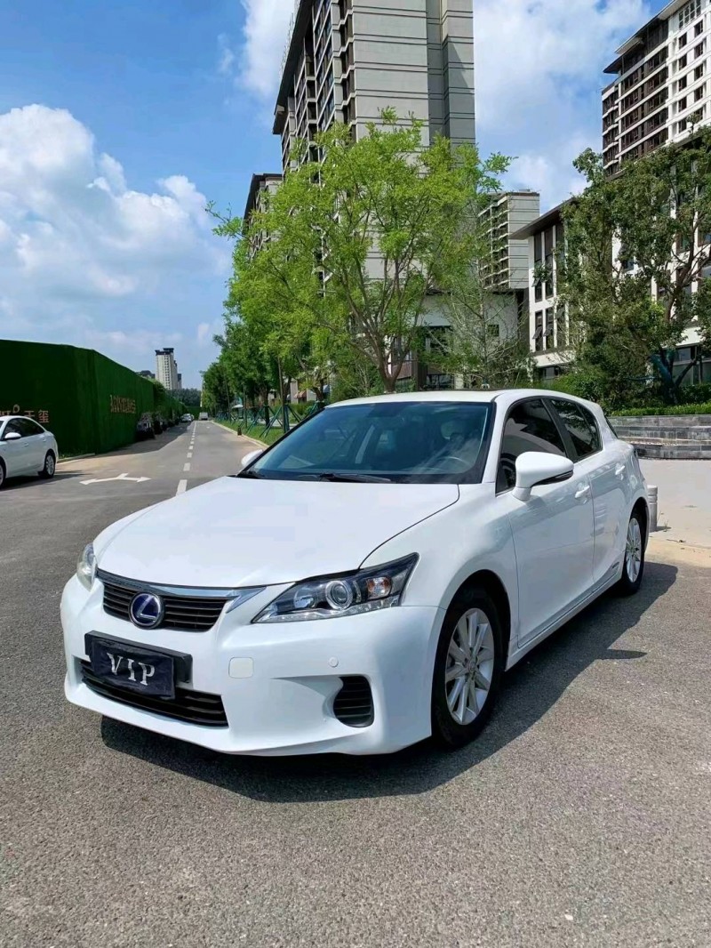 廊坊12年雷克薩斯CT7