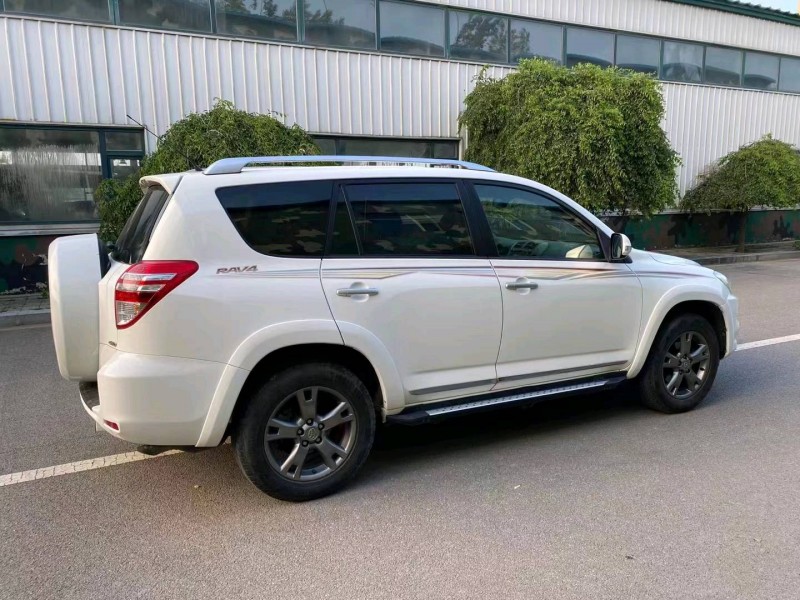 沈阳12年丰田RAV42