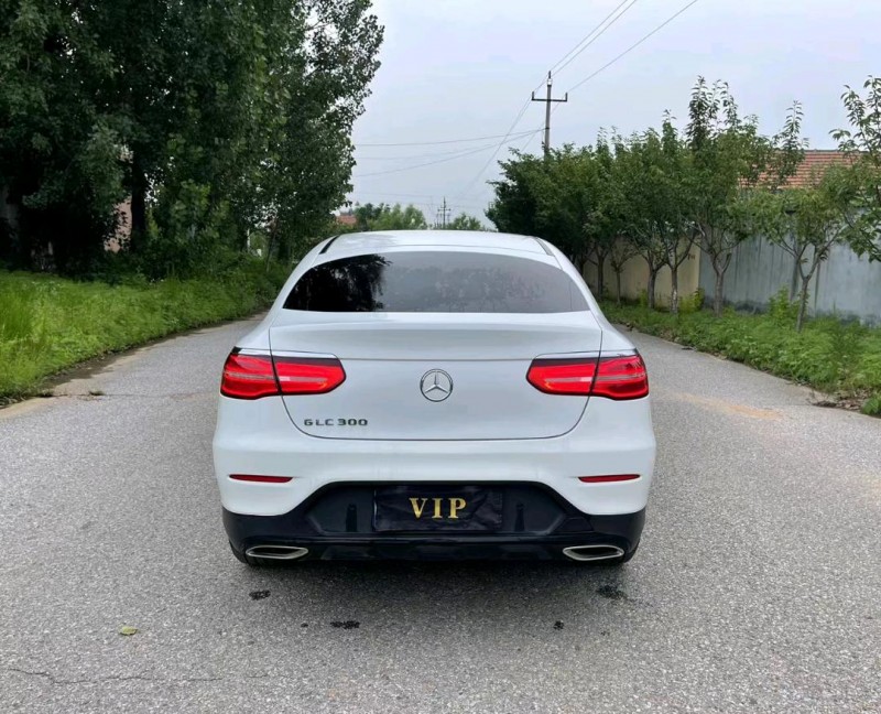 青岛17年奔驰GLC1