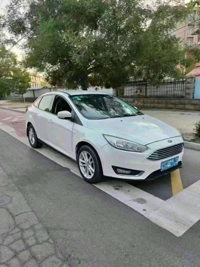 北京16年福特福克斯2