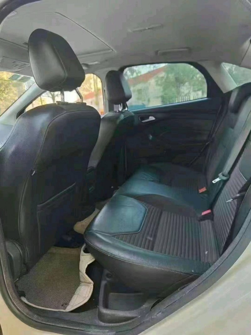 北京16年福特福克斯5