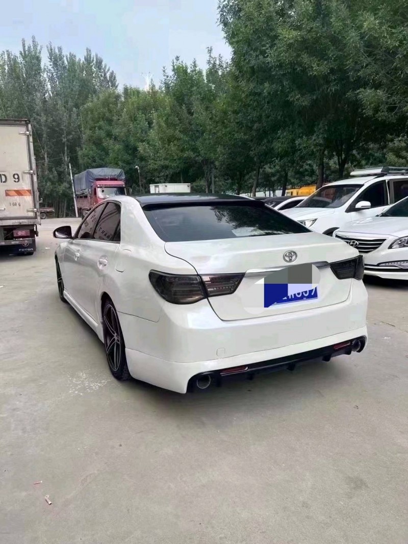 北京10年丰田锐志4