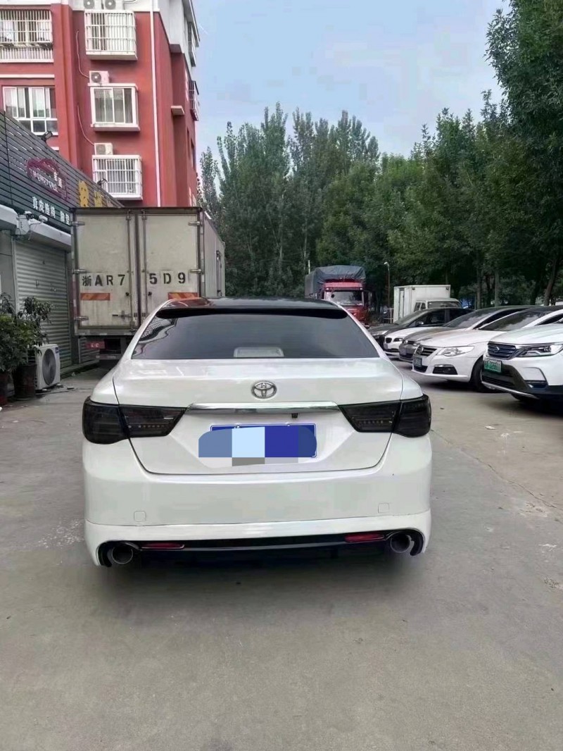 北京10年丰田锐志7