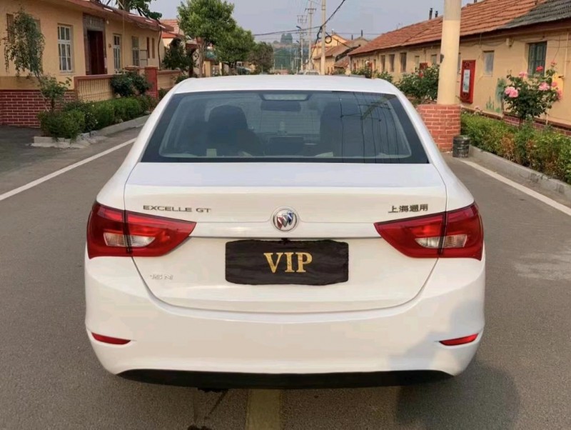 青岛16年别克英朗GT6