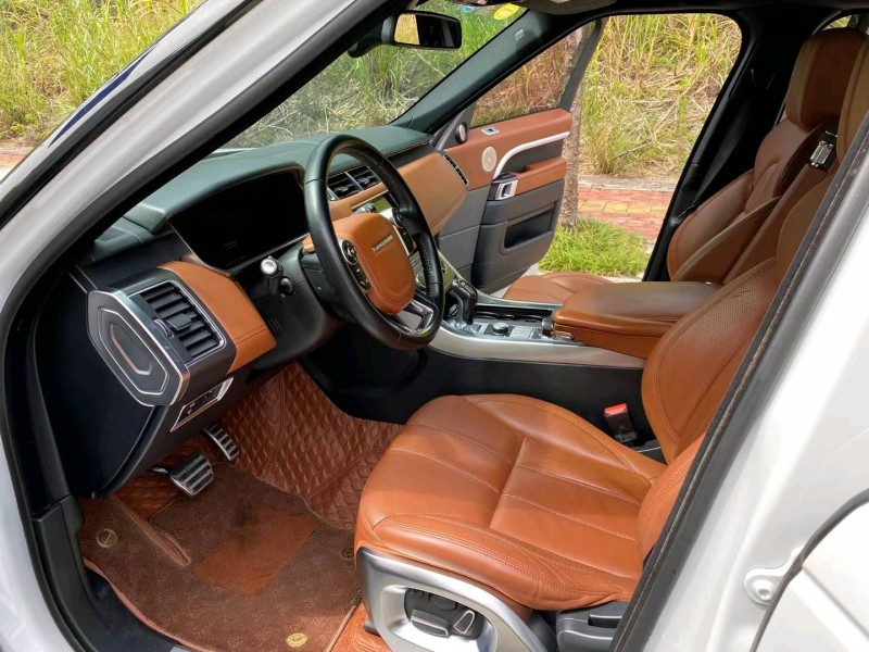 南宁14年路虎揽胜运动6