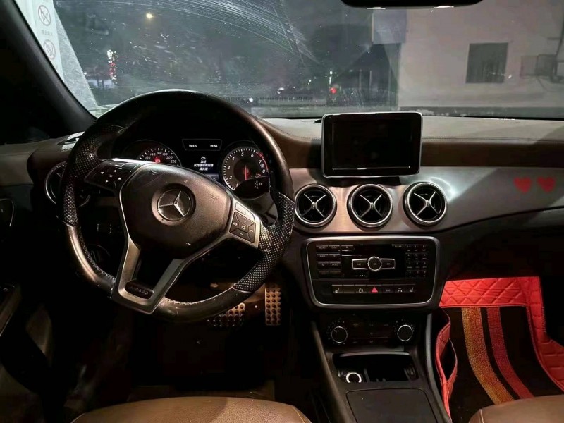 枣庄15年奔驰CLA9