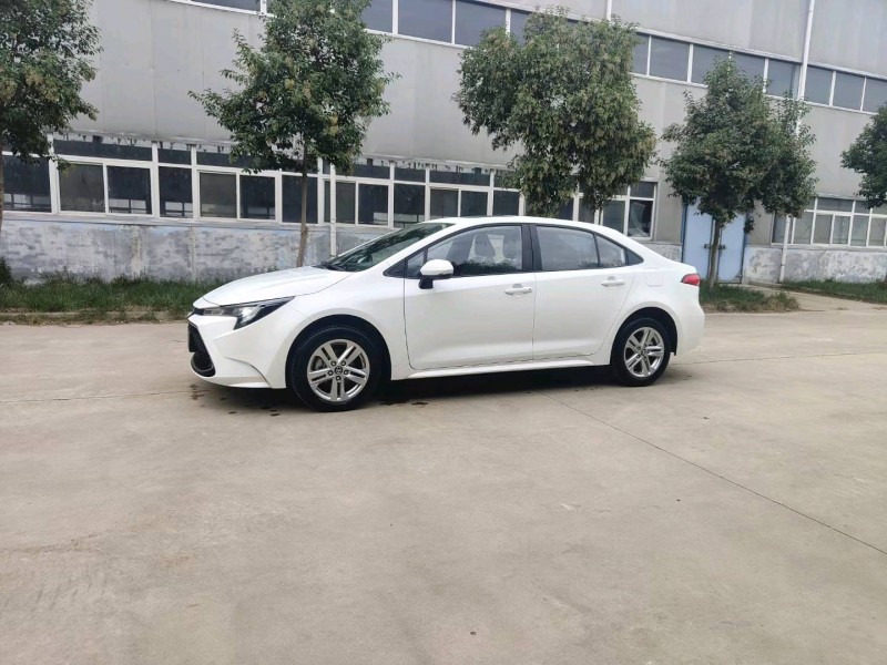 北京22年丰田雷凌2