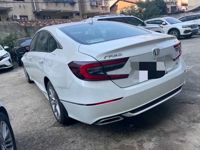 邵阳22年本田雅阁6