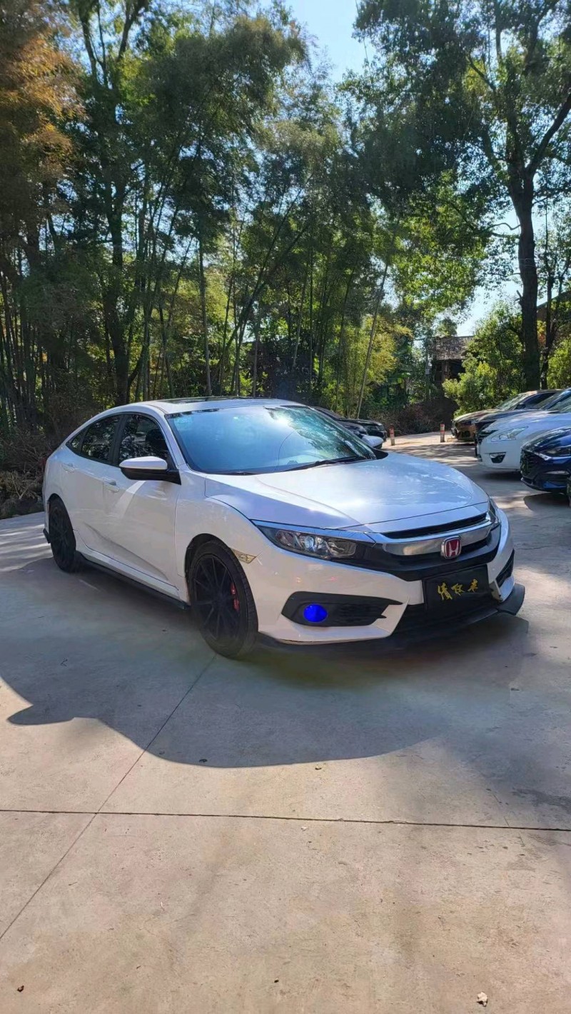 宜春17年本田思域1