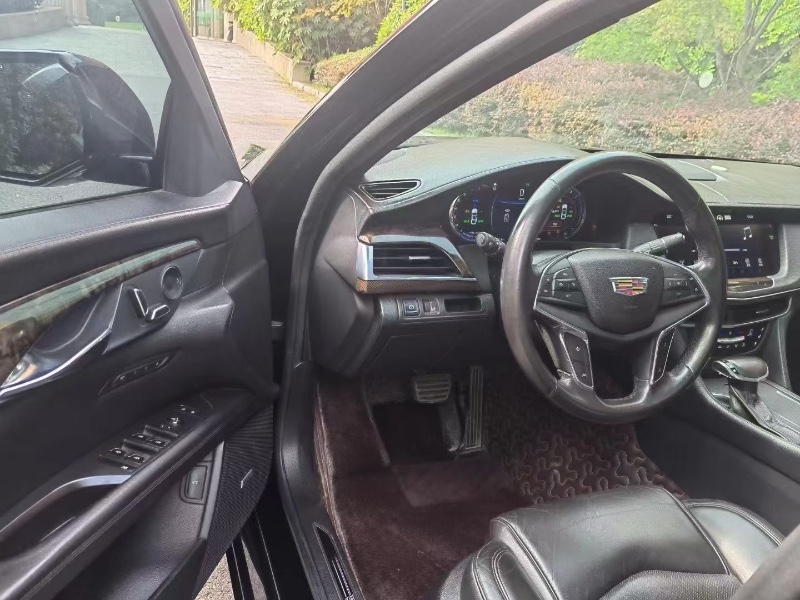 徐州16年凯迪拉克CT69