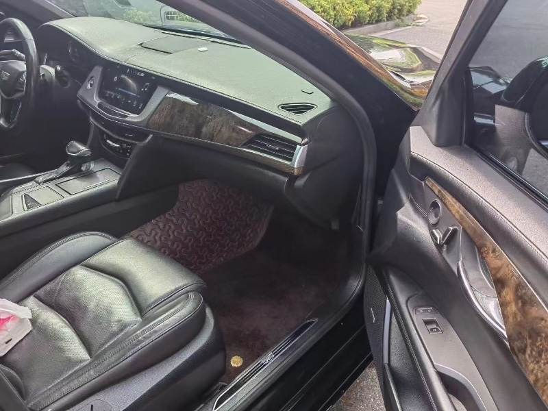 徐州16年凯迪拉克CT68