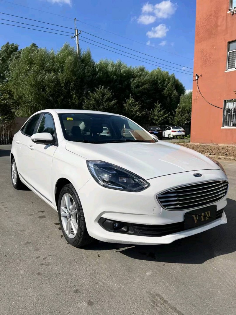 沈阳21年福特福睿斯3