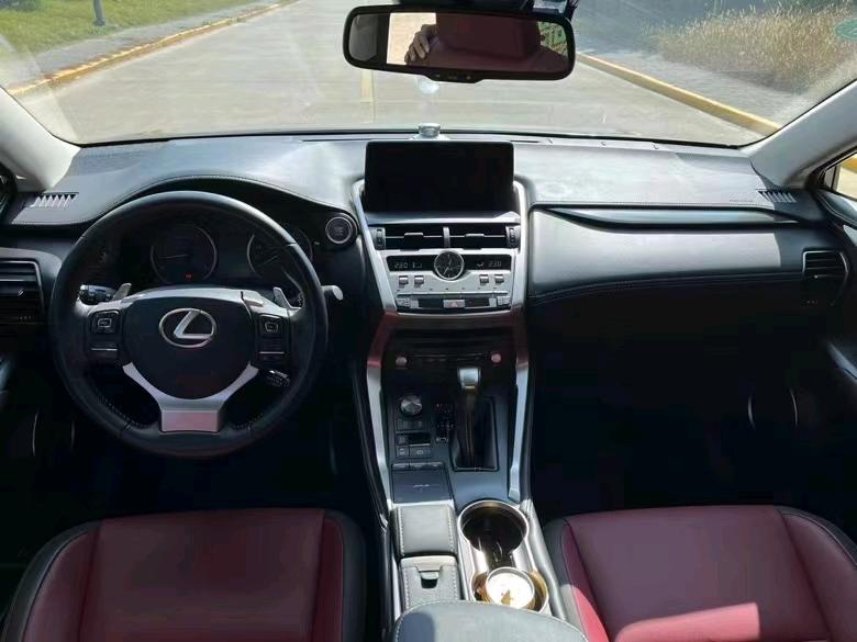 盐城18年雷克萨斯NX4