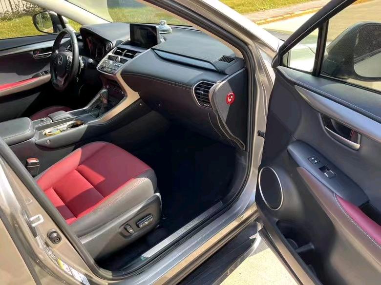 盐城18年雷克萨斯NX6