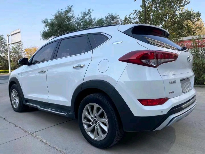 邯郸18年现代途胜5