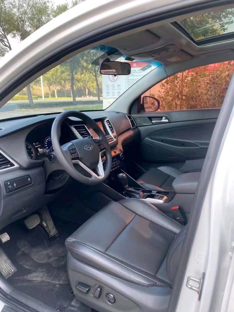 邯郸18年现代途胜2