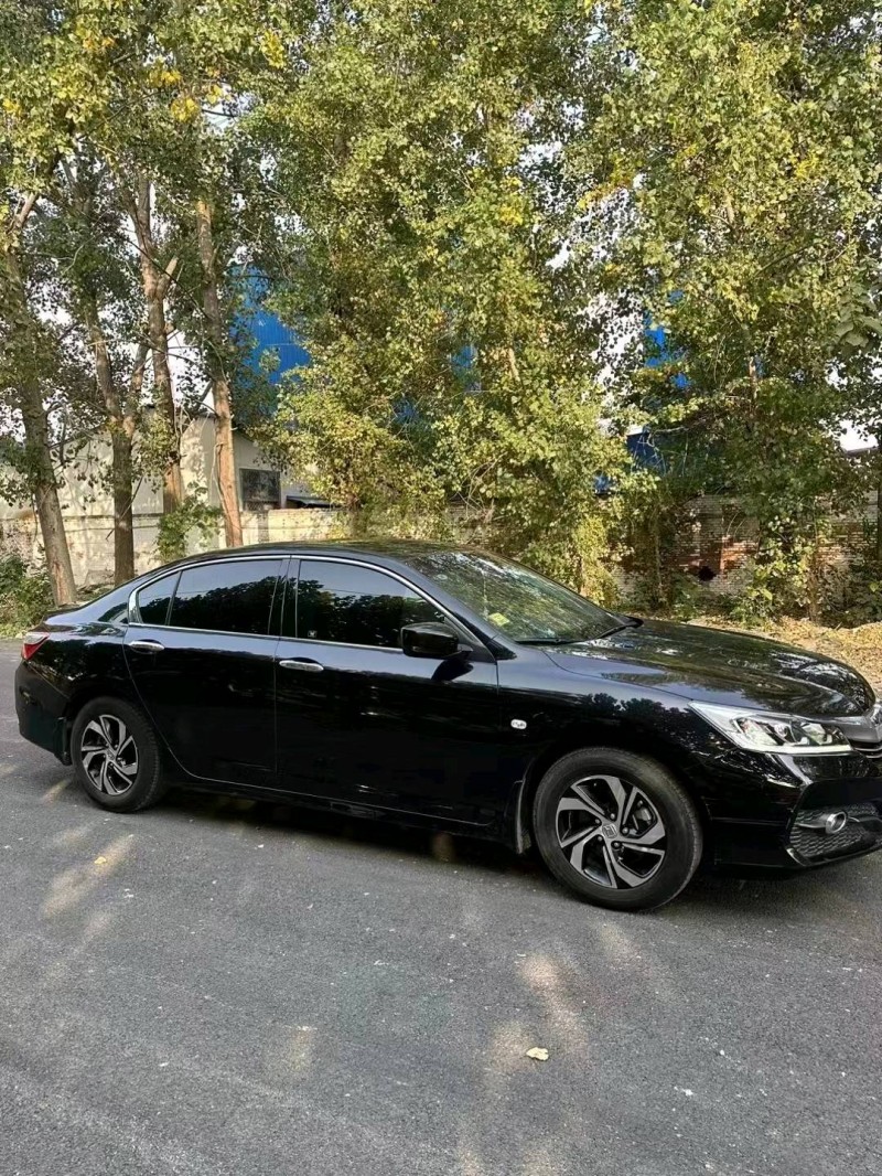 枣庄17年本田雅阁8