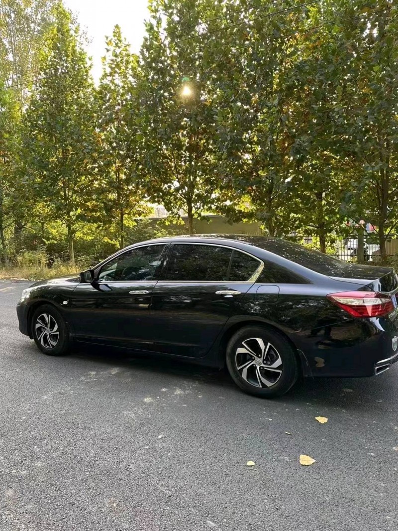 枣庄17年本田雅阁1