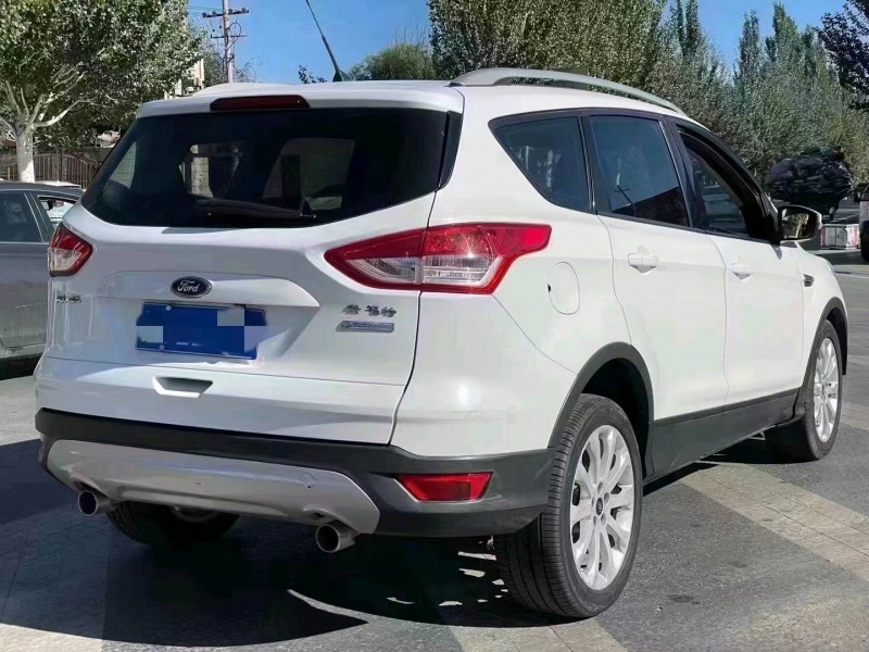 保定15年福特翼虎4