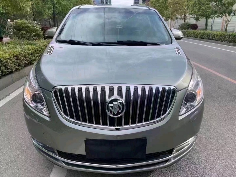 宜春12年别克GL81