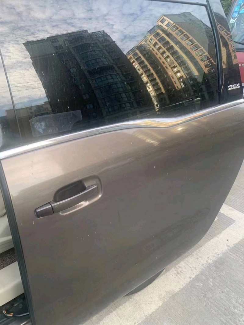 淮南16年别克GL84