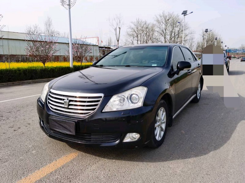 北京11年丰田皇冠7