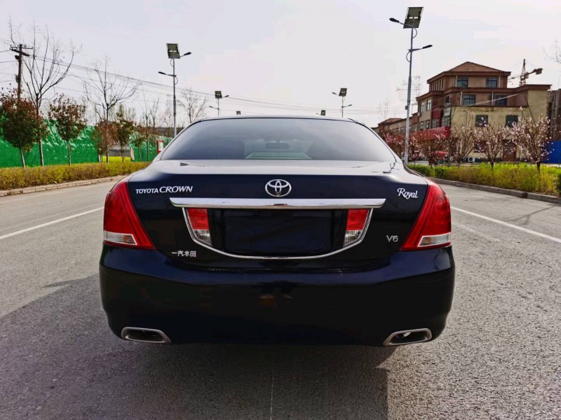 北京11年丰田皇冠1
