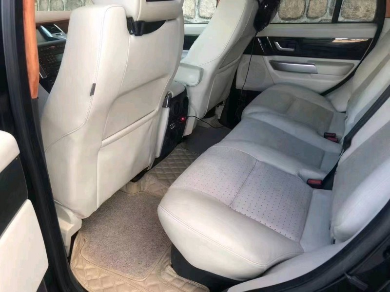 广州09年路虎揽胜运动7