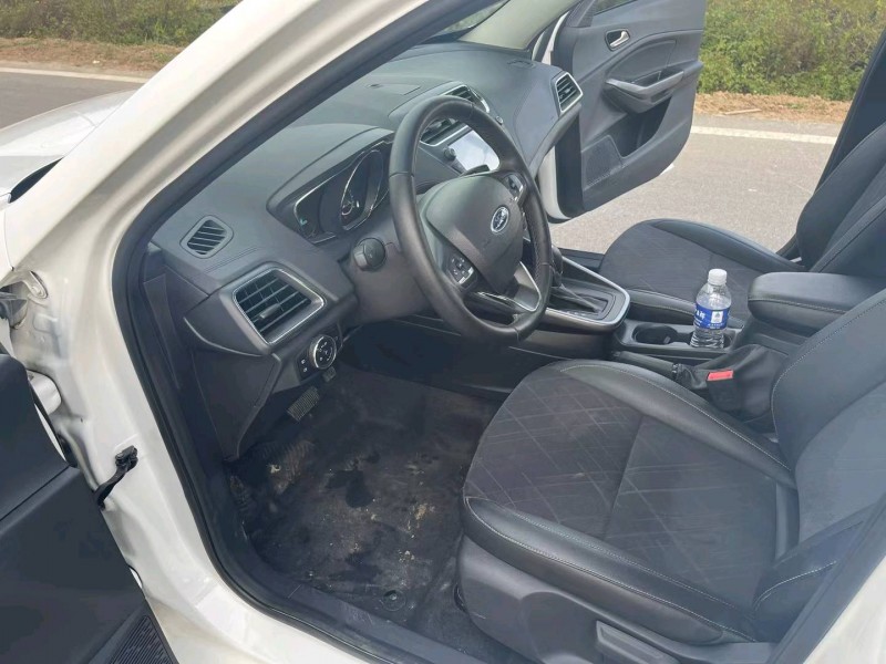 徐州19年福特福睿斯5