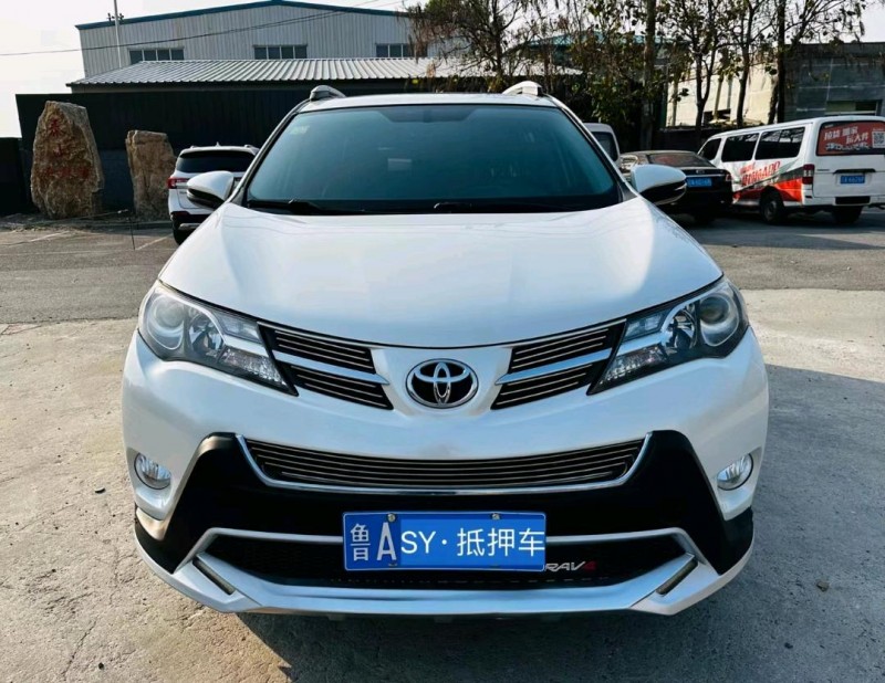 沈阳15年丰田RAV4荣放8