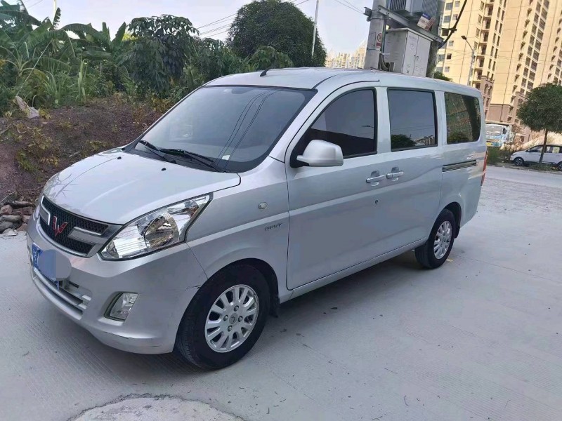 邯郸19年五菱汽车荣光V2