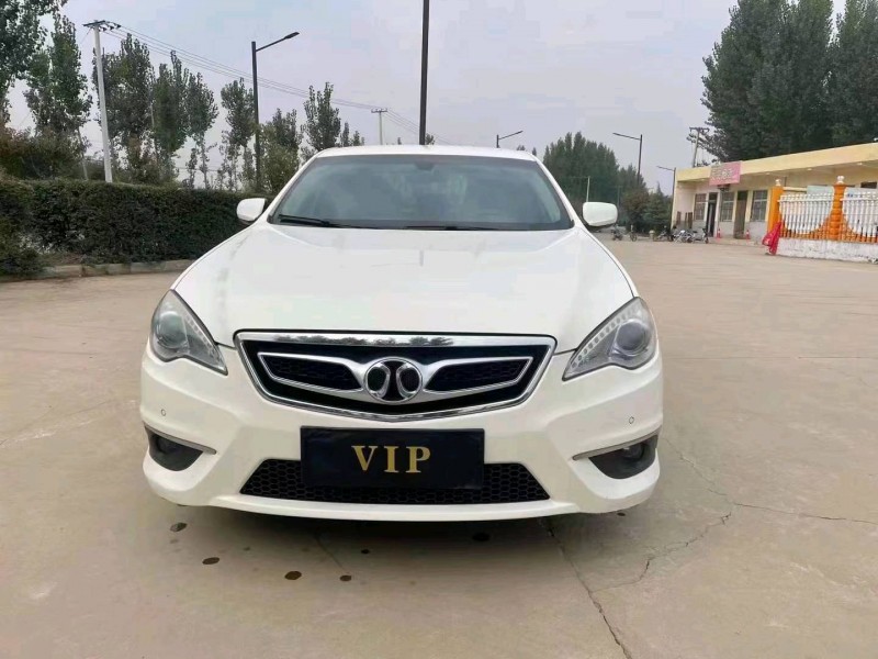 邯郸15年北汽绅宝D701